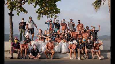 Cleaning Up the Planet—One Beach at a Time - Bahía de Caráquez Ecuador